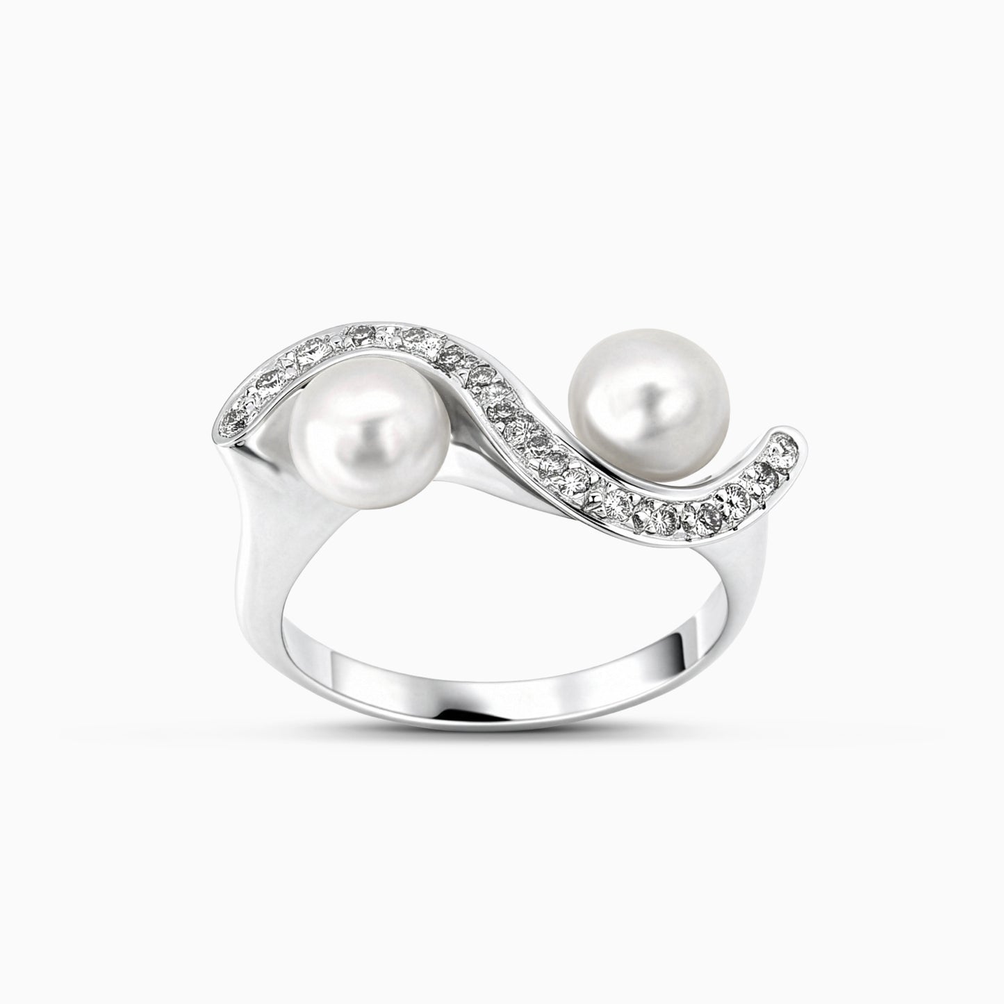 Pearl and Diamond Ring
