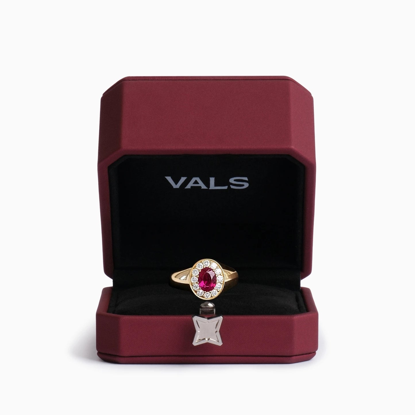 1.09 Karat Oval Kesim Yakut Yüzük
