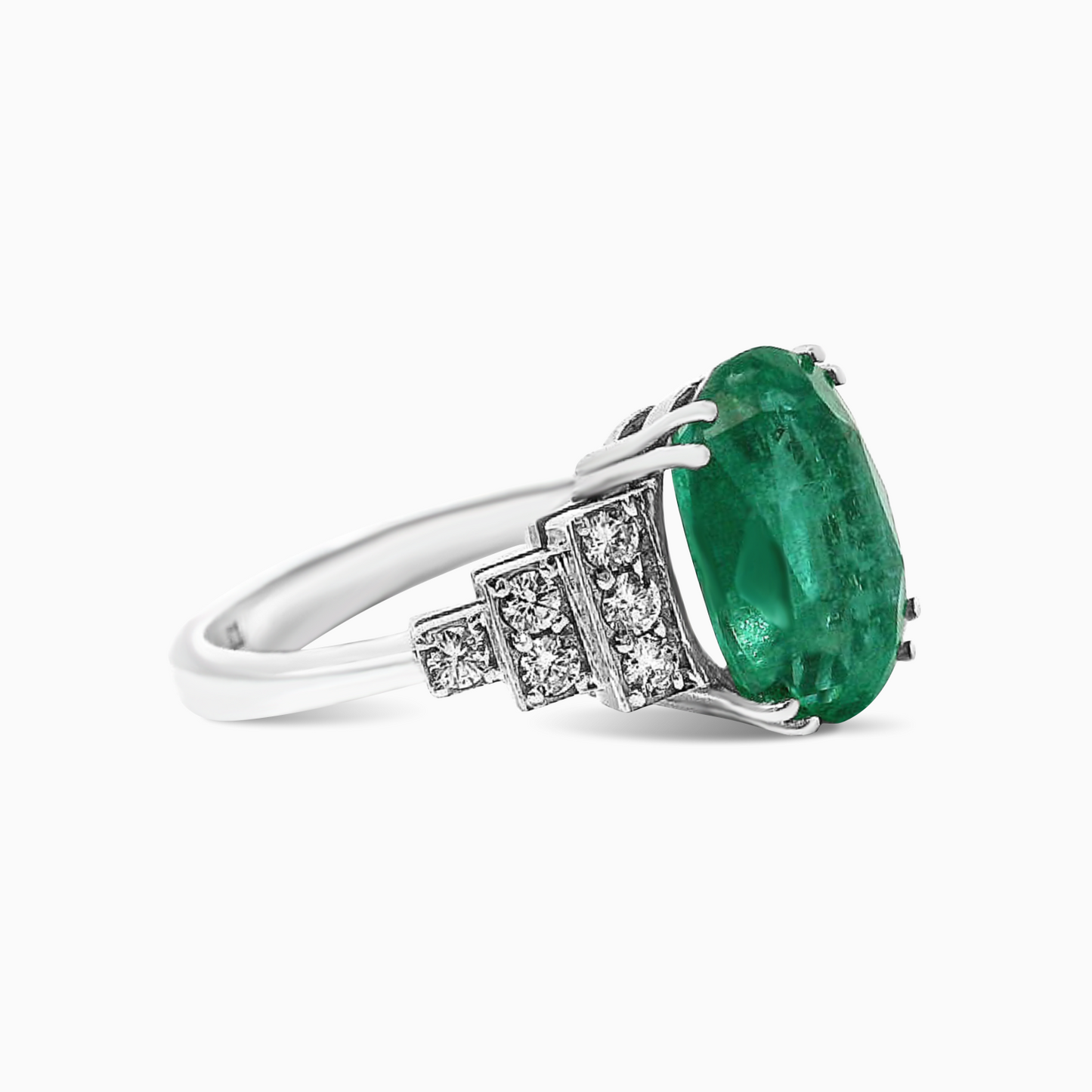 Oval Cut Emerald Diamond Ring