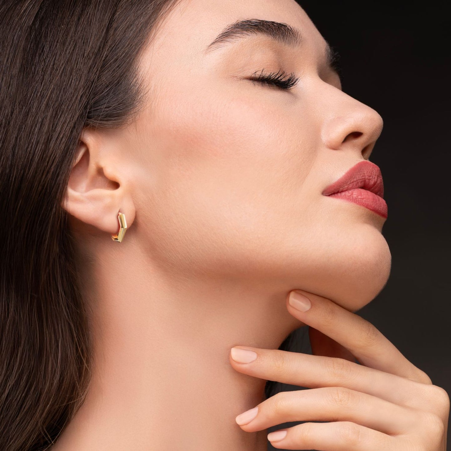 Köşeli Halka Altın Küpe