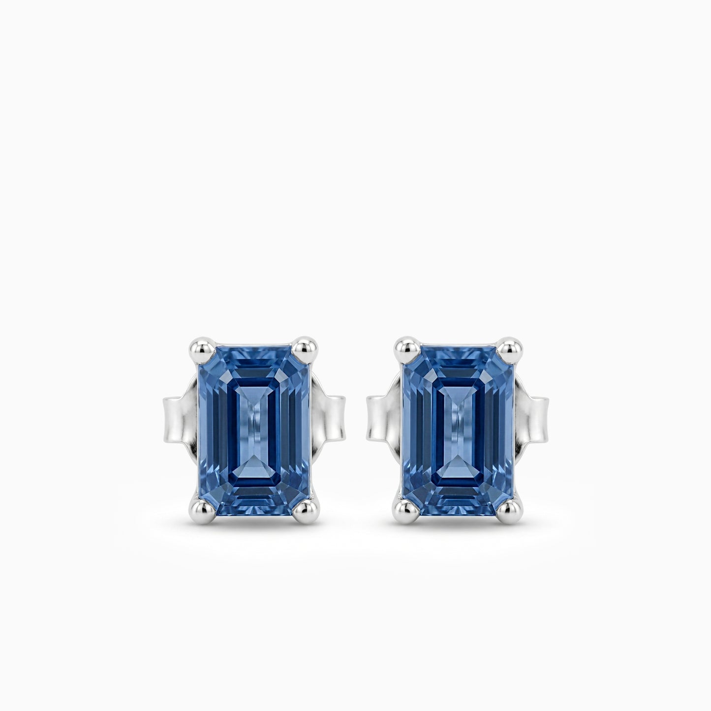 0.88 Carat Sapphire Solitaire Earring