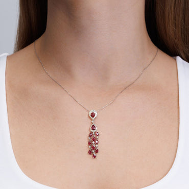 Crimson Cascade Kolye