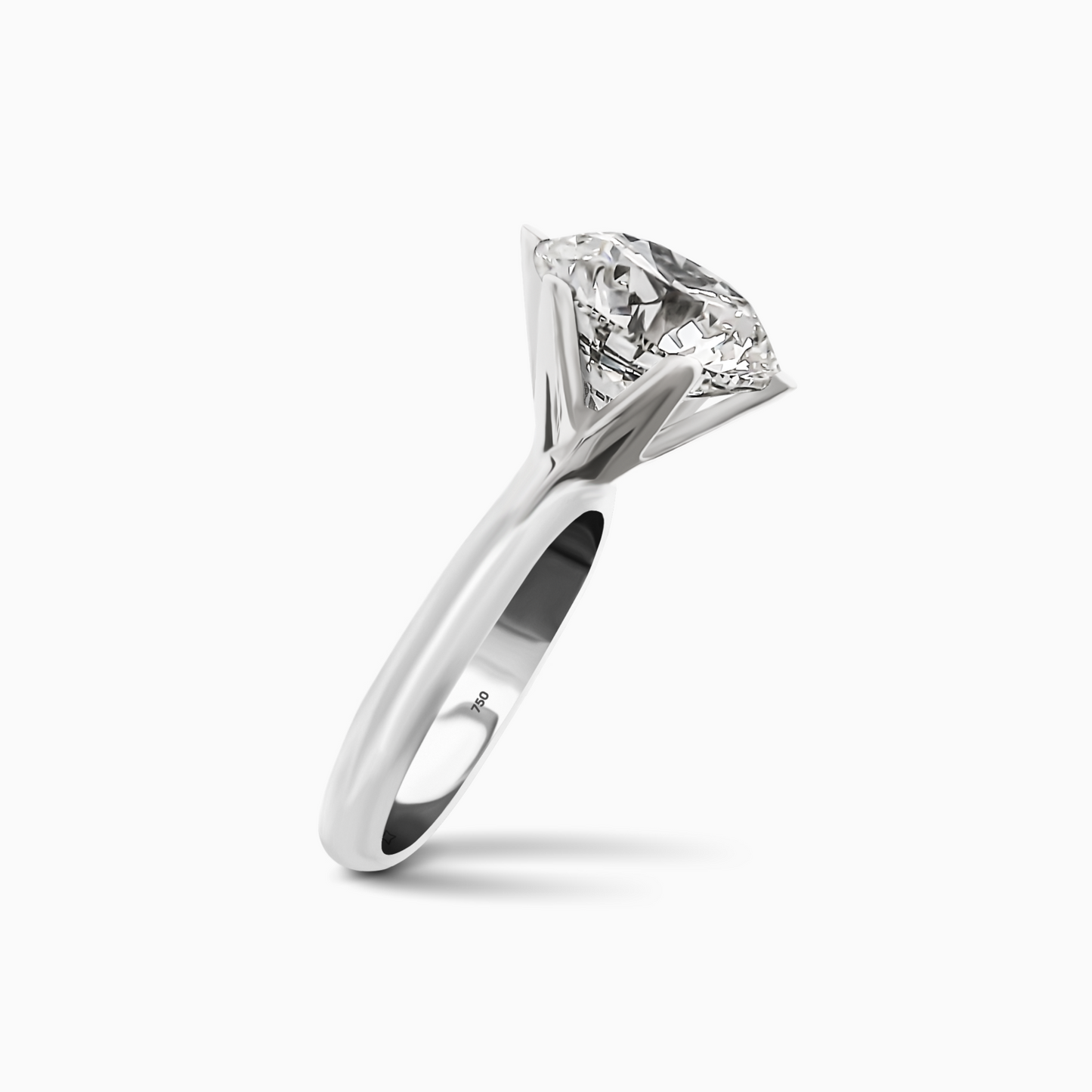 6 Tırnaklı 5.01 karat Pırlanta Tektaş Yüzük