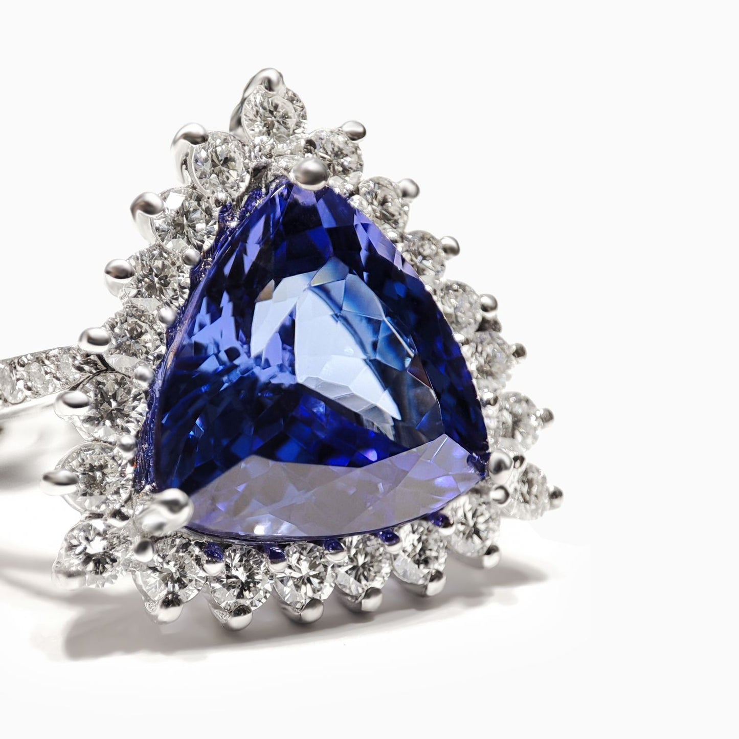 İzlenim Tanzanit Yüzük