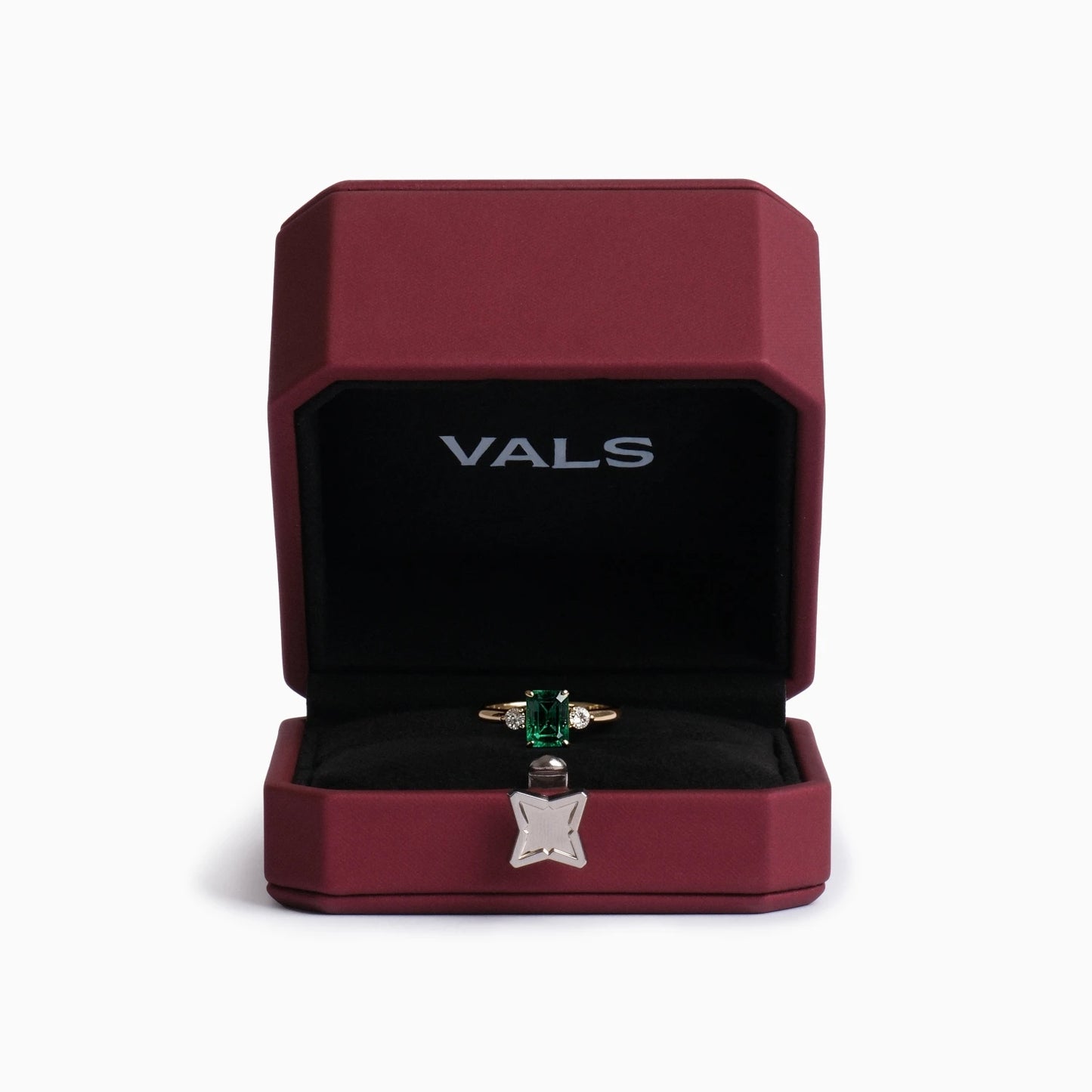 0.73 Carat Emerald Ring
