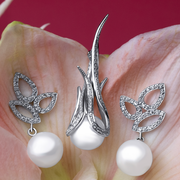 Pearl Earrings