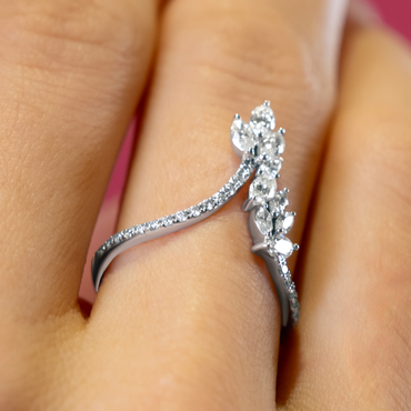 Sidestone 0.68ct Ring