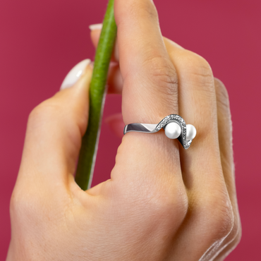 Pearl and Diamond Ring