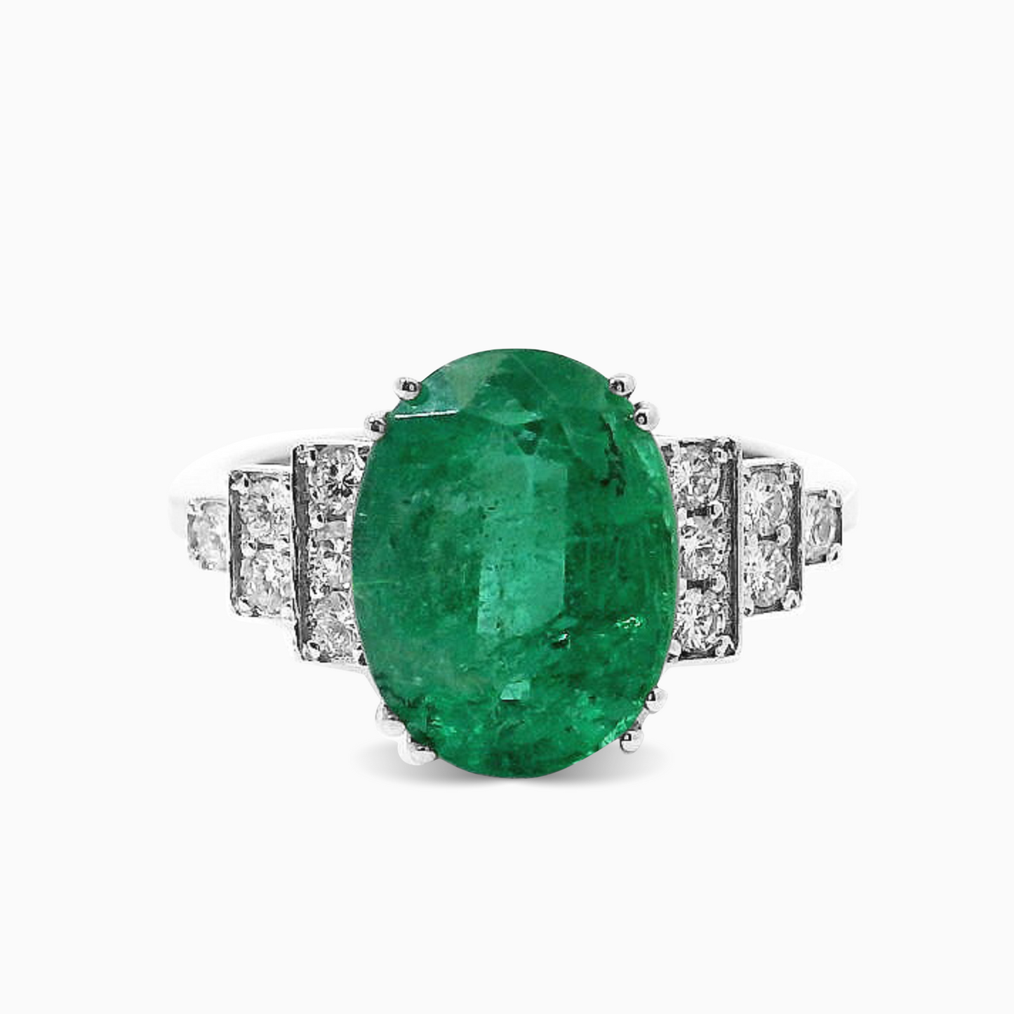 Oval Kesim Zümrüt Pırlanta Yüzük